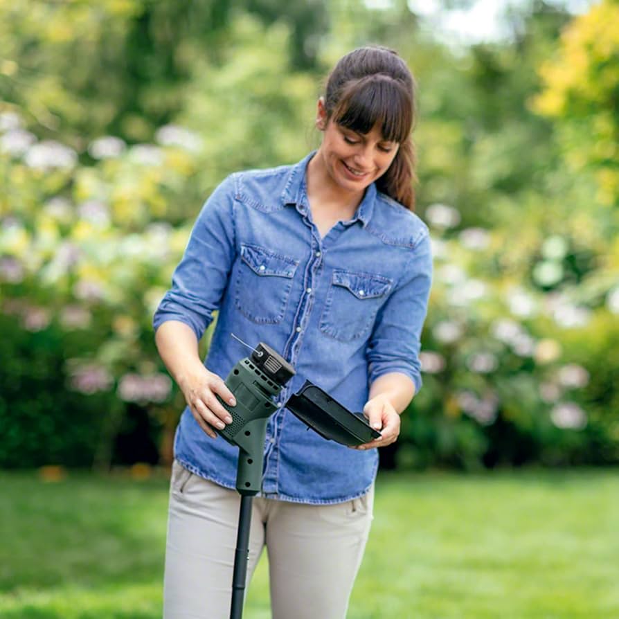BOSCH EASY GRASSCUT 26CM 280W GRASS STRIMMER