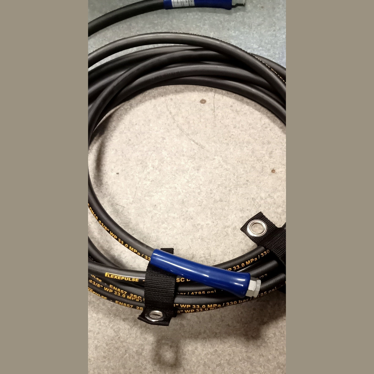10M 3/8" FLEXEPULSE HOSE (3/8" MALE - 3/8" FEMALE ENDS)
