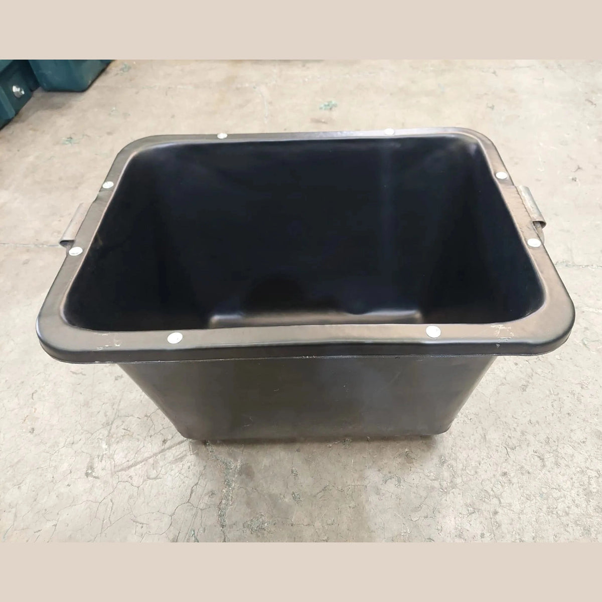 330L MORTAR TUB / BIN 2 HANDLES