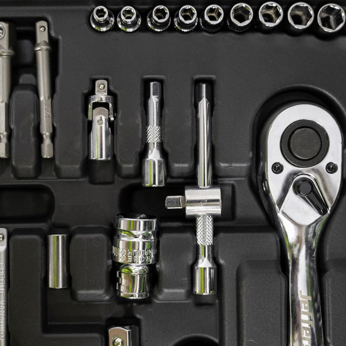 JEFFERSON 135 PIECE MECHANICS TOOL SET