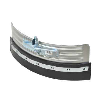 YARD SCRAPER CURVED 28IN