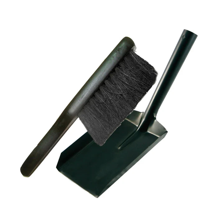 DE VIELLE FIRE SHOVEL AND BRUSH SET