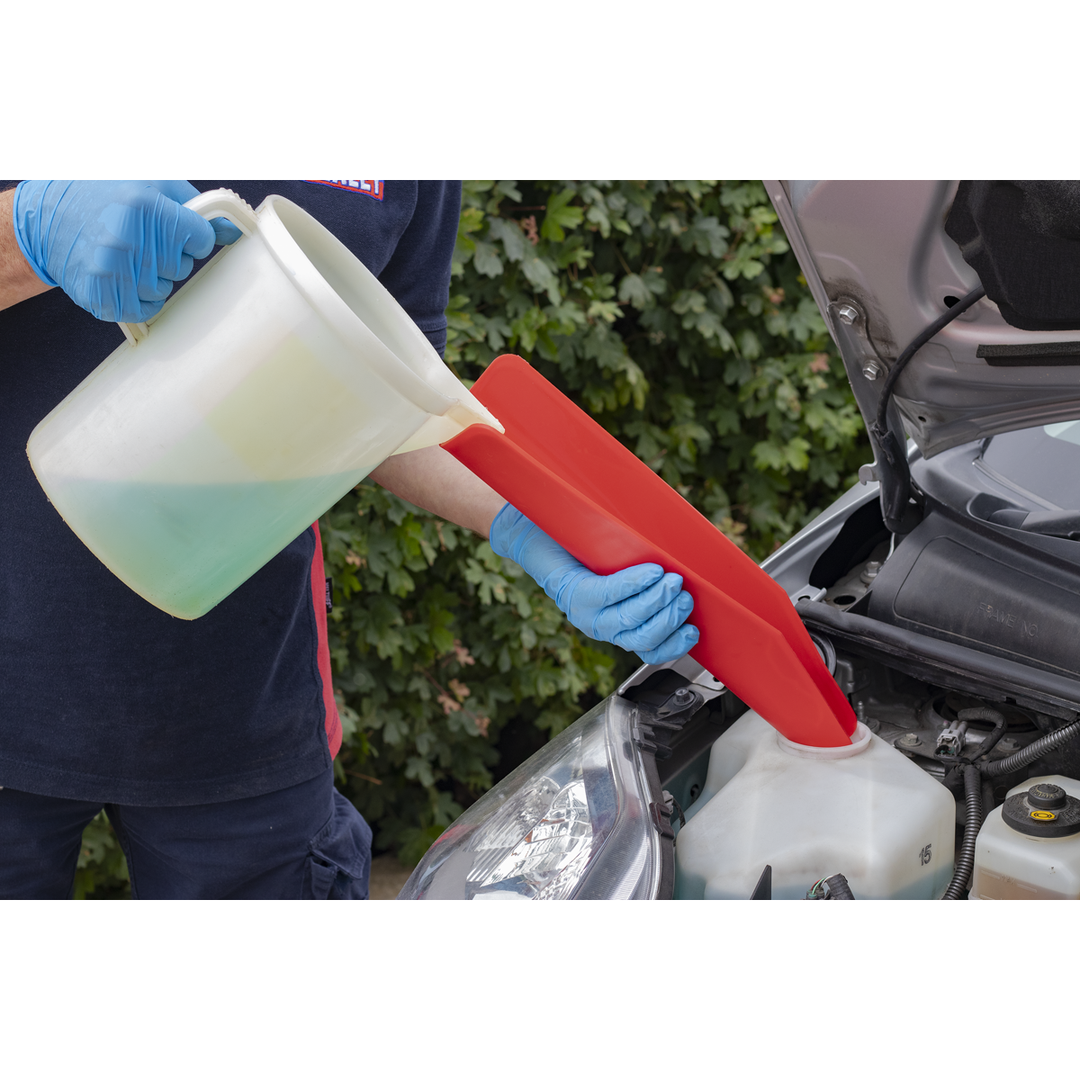 SEALEY FLEXIBLE MOULDABLE FUNNEL