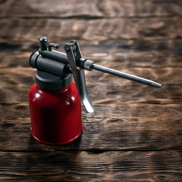 DEKTON OIL CAN